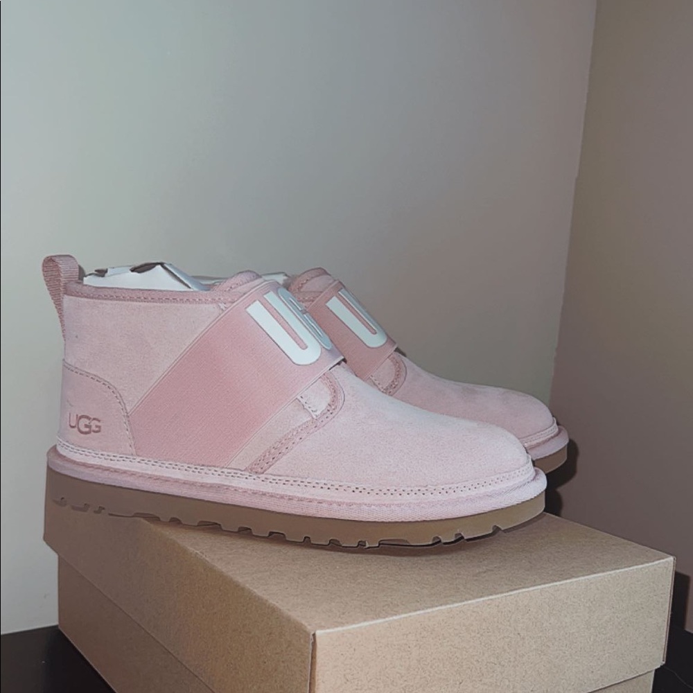 ugg neumel II slip on boot pink cloud 🤍